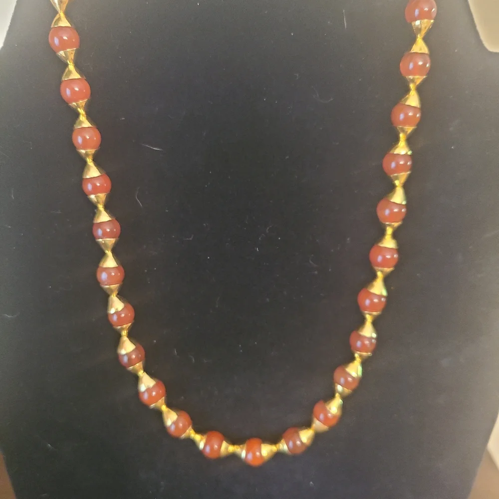Necklace - Picture 1 of 3